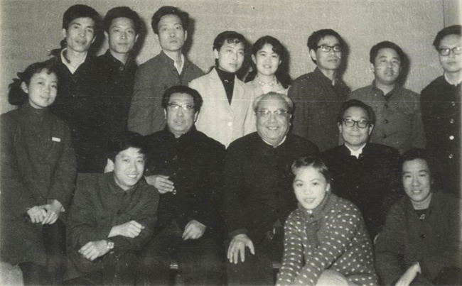 //news.rhseqing.com/pic/003/000/524/00300052471_26e847ea.jpg