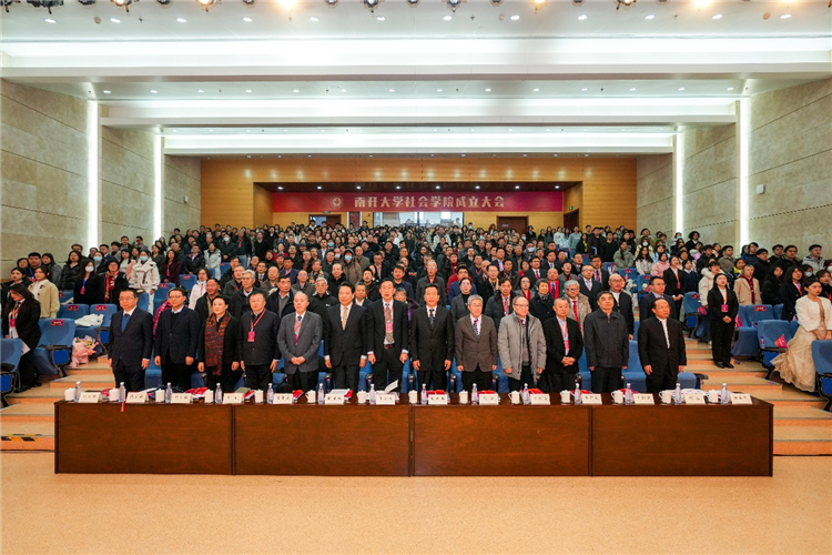 //news.rhseqing.com/pic/003/000/602/00300060216_948863fe.jpg